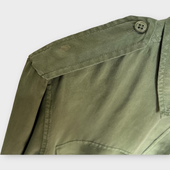 EQUIPMENT Silk Femme Signature Blouse - Picture 4 of 9